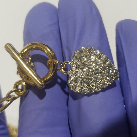 Dazzling Crystal Heart Pendant 20-inch Necklace - Gold Women's Fashion Jewelry - Picture 8 of 8